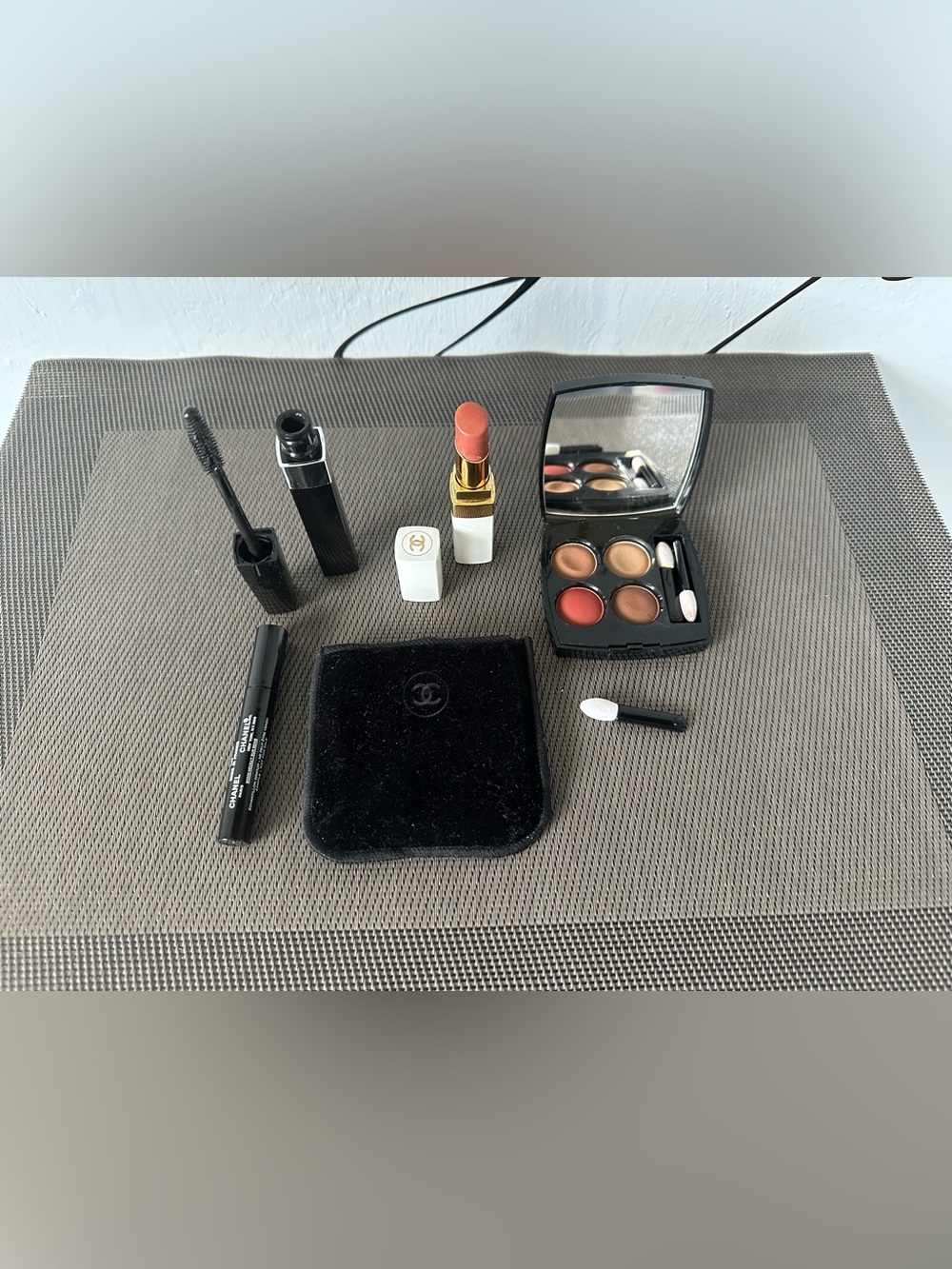 CHANEL Natural Charm Lipstick & Les 4 Ombres Eyeshadow